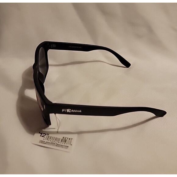 Piranha Lance Eco-Pact Recycled Premium Sunglasses Style # 62147 - Picture 4 of 5